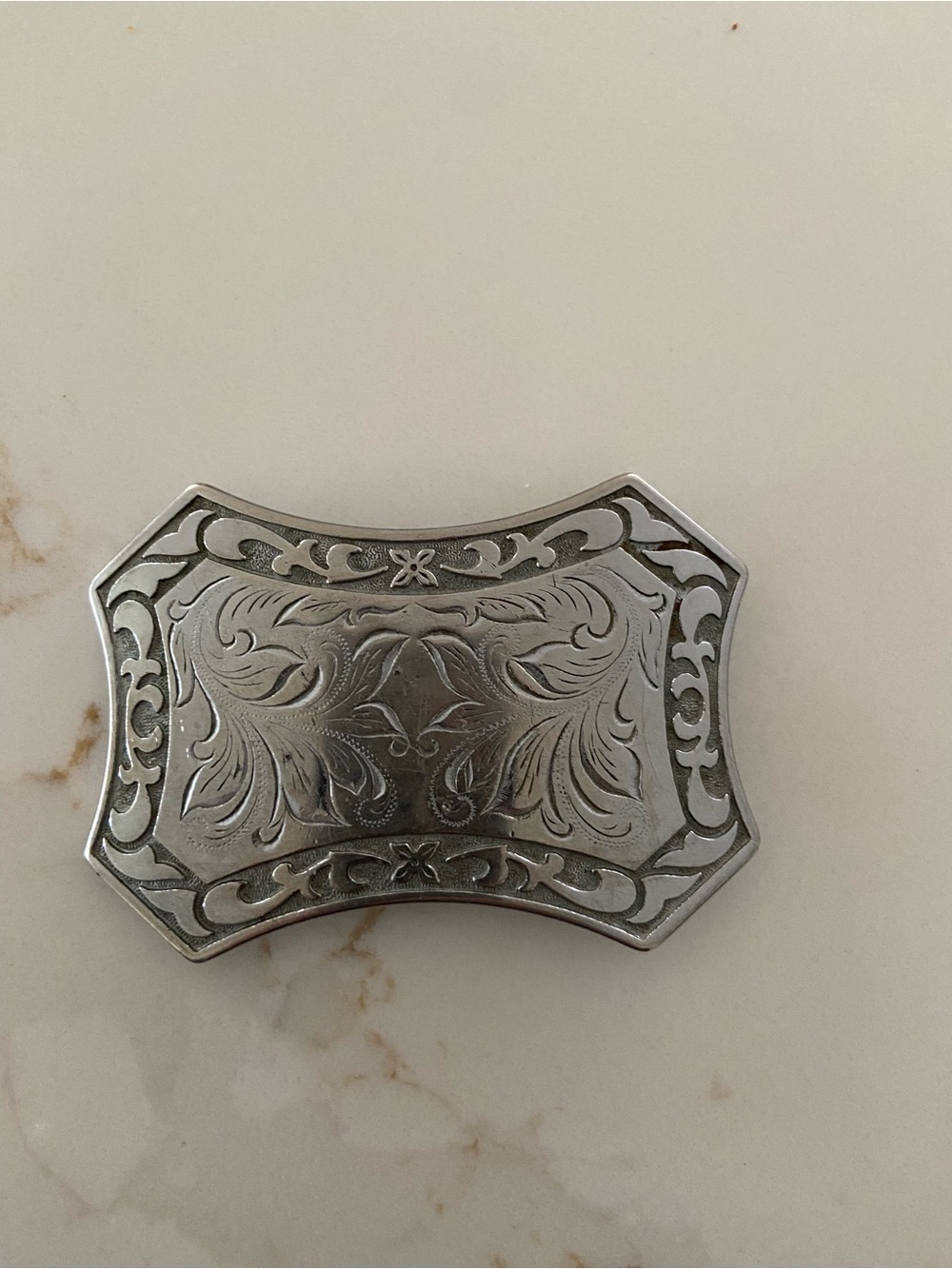 Engraved Silver-Tone Men’s Accessory Case belt buckle western